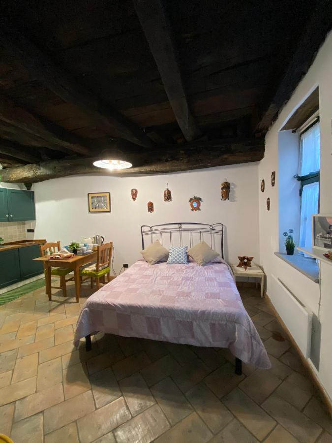 La Casa Nei Vicoli: In Centro A Due Passi Dal Lago Mandello del Lario Exterior foto